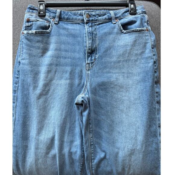 American Eagle Stretch Jeans Size 12 Regular – Medium Wash Denim Straight Leg - Picture 3 of 3